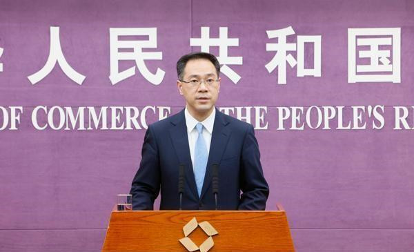 商务部新闻发言人高峰