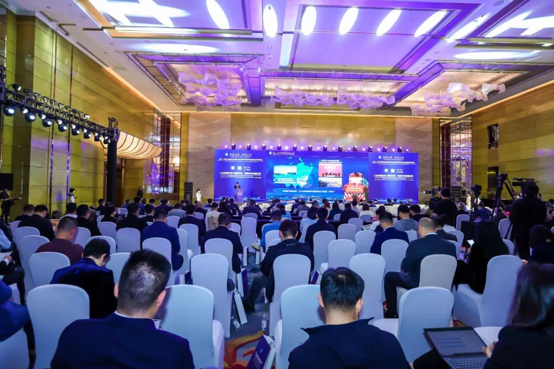 上合示范区投资说明会暨项目集中签约仪式在上海举行